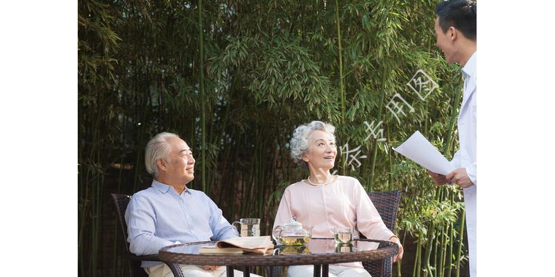 男博士回应十四战英语四级，坚持与努力，终获成功