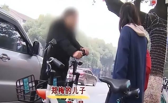 夫妻买车，公公不让儿媳坐副驾